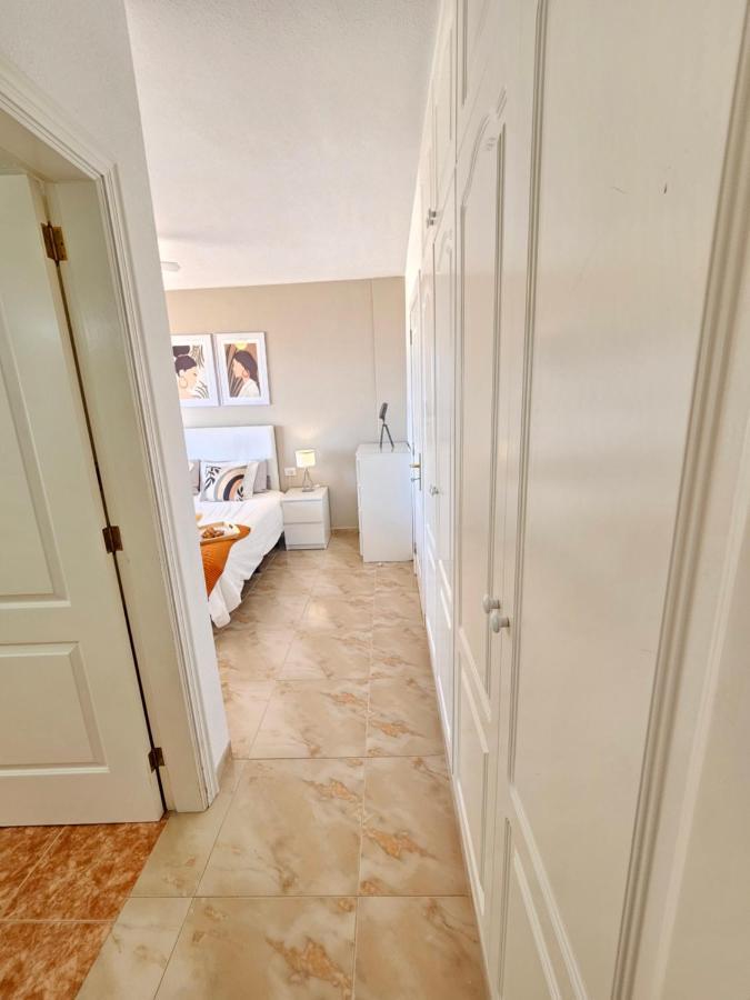 New Holiday Home Beautiful Sea View With Aircon, Costa Adeje Costa Adeje  Luaran gambar