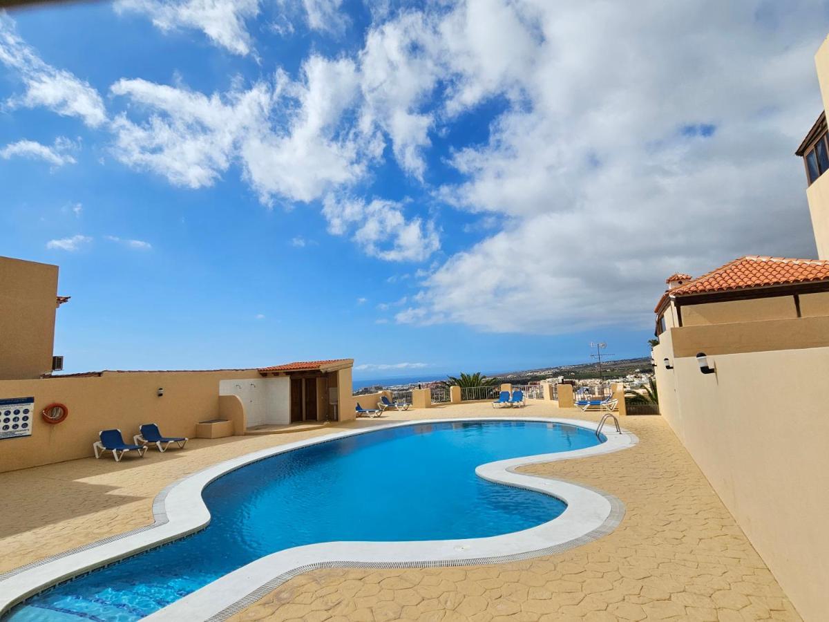 New Holiday Home Beautiful Sea View With Aircon, Costa Adeje Costa Adeje  Luaran gambar