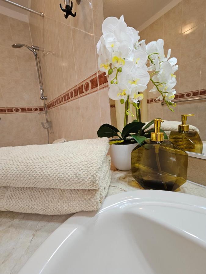 New Holiday Home Beautiful Sea View With Aircon, Costa Adeje Costa Adeje  Luaran gambar